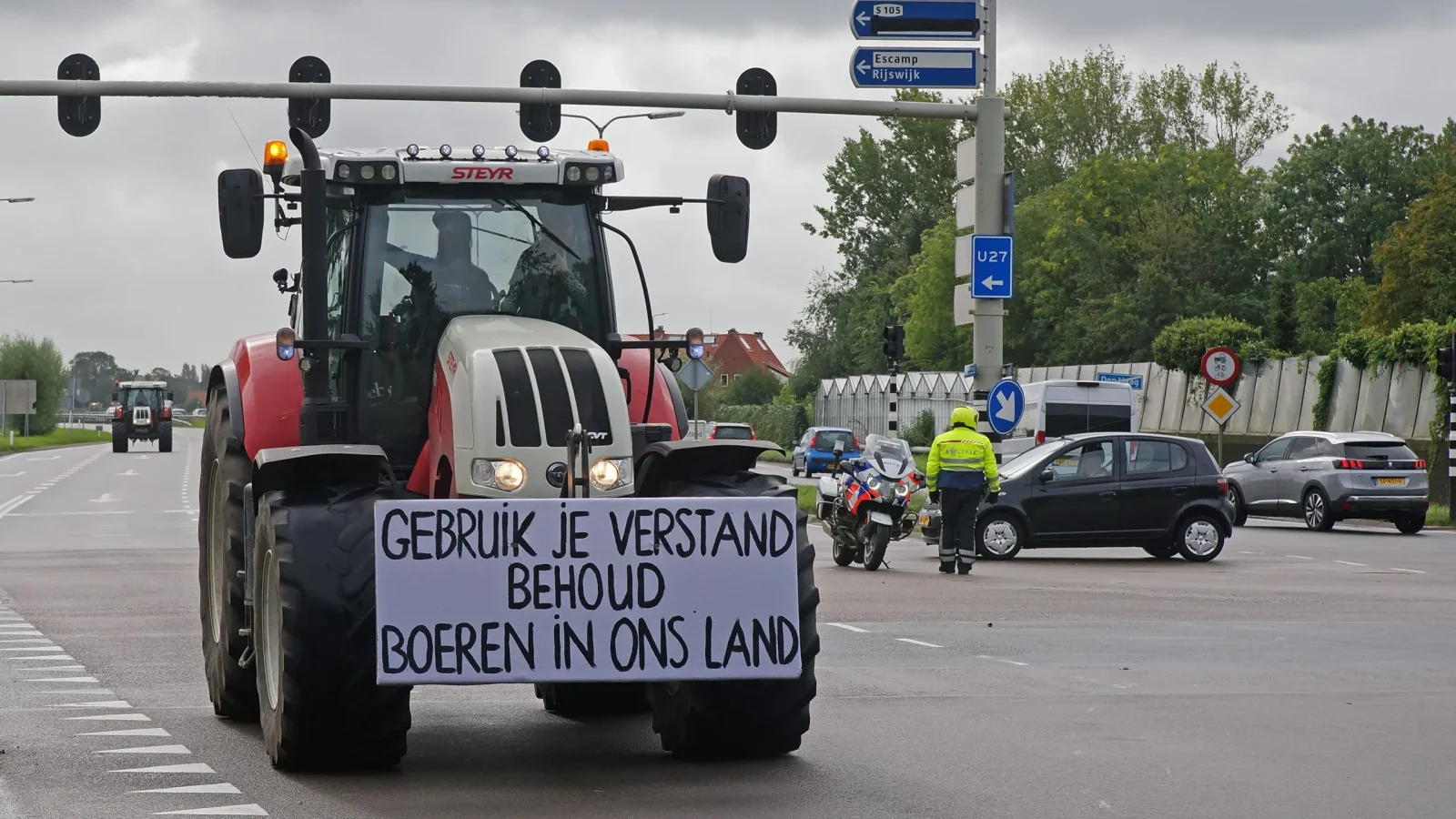 Dutch asylum protests in nine cities