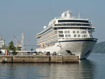 Norovirus Outbreak Cruise in Bordeaux