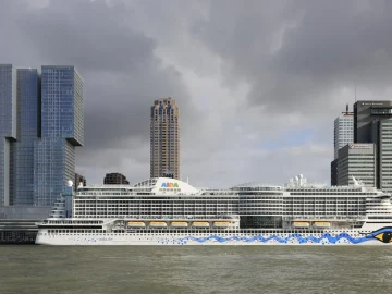 Rotterdam Port lawsuit over fossil fuels