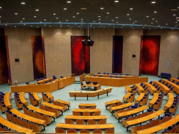 Dutch government psychological abuse criminalization