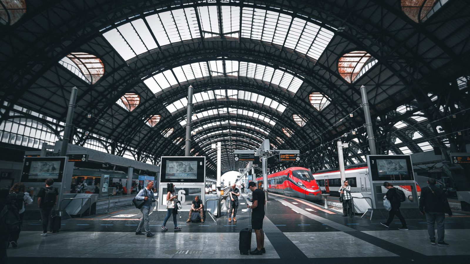 Eurostar travel disruption impacts Amsterdam-London routes