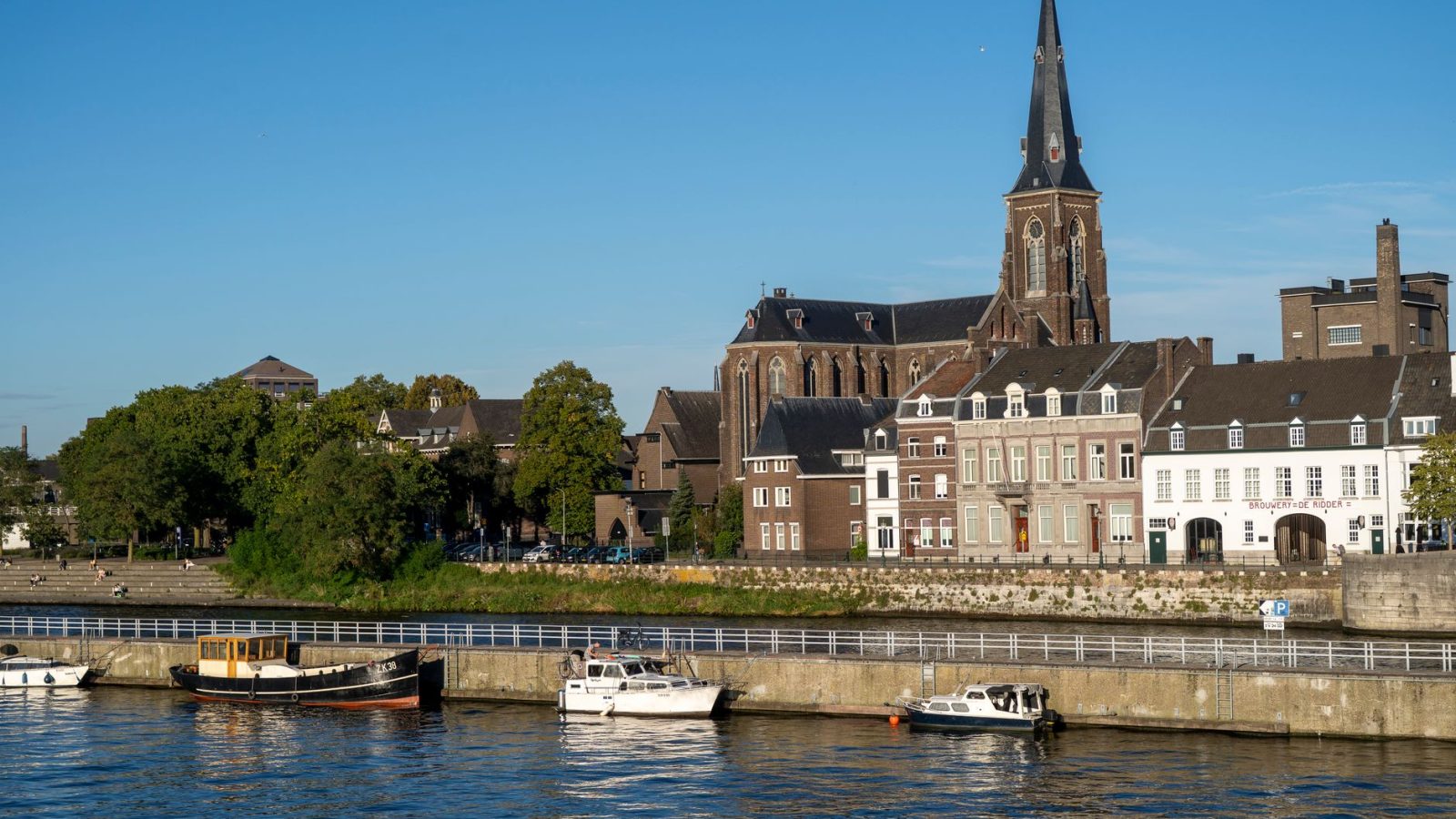 Free Public Transport Limburg for low-income residents