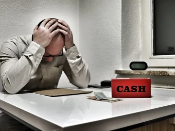 Hennie van der Most bankruptcy highlights business risks
