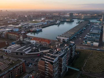 Lelystad court orders man to stay 50 meters away