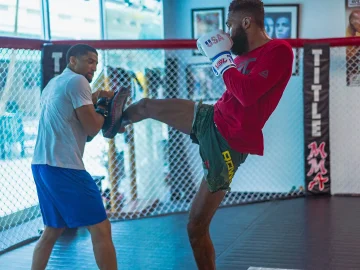 Mory Kromah kickboxing title defense in Rotterdam