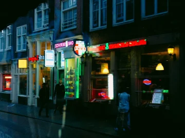 Amsterdam human trafficking arrests in red-light district