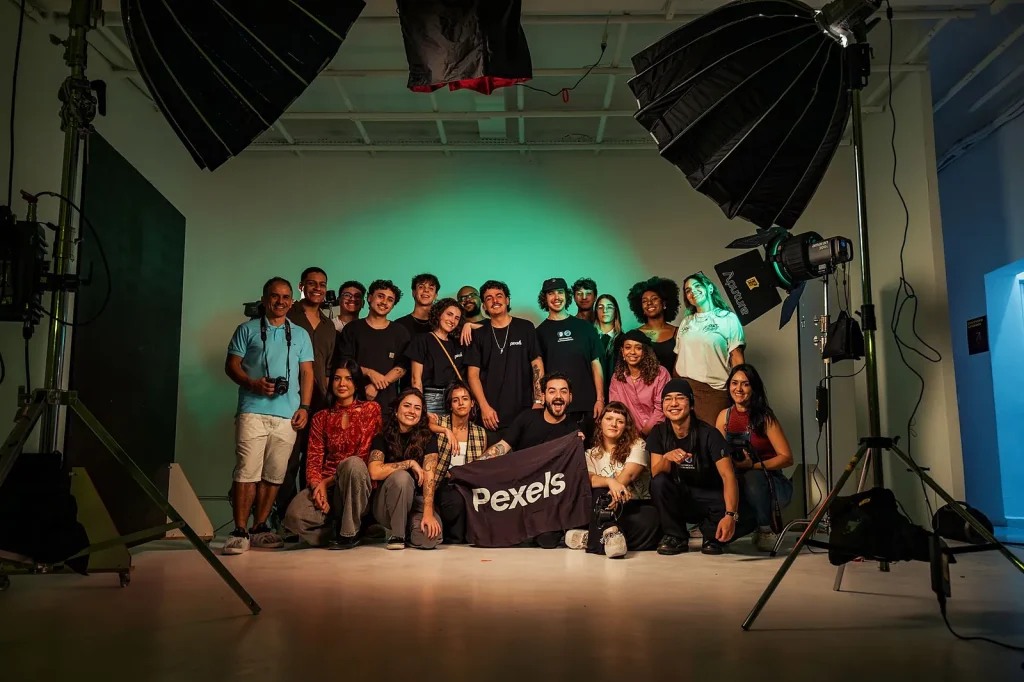 DPG Media’s €142M Viaplay Acquisition Boosts Sports Content