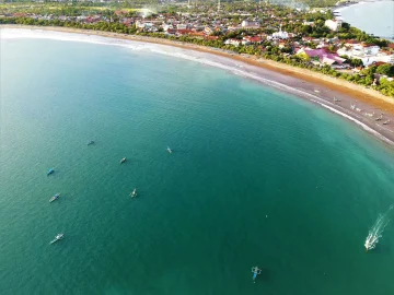 Dutch tourists found in Indonesia near Sulawesi