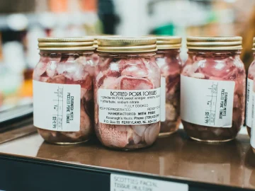 Meat industry worker ban by 2028