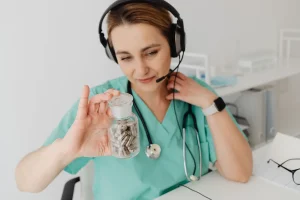 Online Medication Concerns Rise as Trimbos-instituut Probes Risks