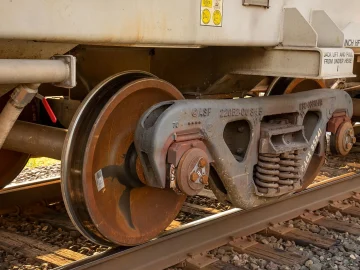 Rotterdam train service suspension affects commuters