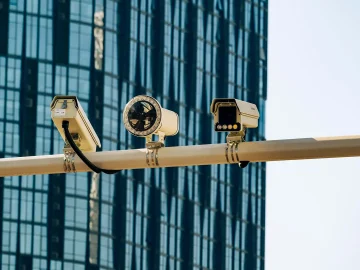 Russian hacking Dutch IP cameras on military routes