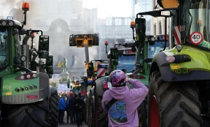A35 Blockade: Farmers Avoid Fines in 4-Kilometer Protest