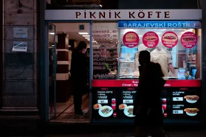 Dutch Fast Food Growth Soars to Over 19,000 Outlets