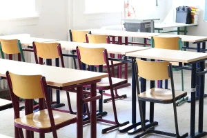 FVD School Opening Debate Among Parents and Educators