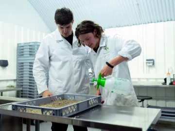 Dutch Nobel Prize in science for burying underwear to test soil