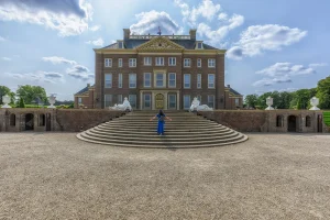 Dutch Royal Support for Colonialism Detailed in 5 Books